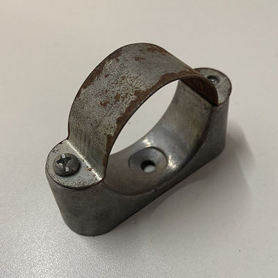 Le conduit galvanisé chaud malléable en métal selle des selles d'hôpital de 20mm 25mm