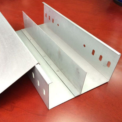 Câble en aluminium Tray Metal Wire Trunking Perforated de résistance à la corrosion
